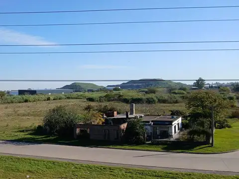 VENTA - CAMPO DE 3,7 HECTÁREAS SOBRE AV. CIRCUNVALACIÓN – ROSARIO