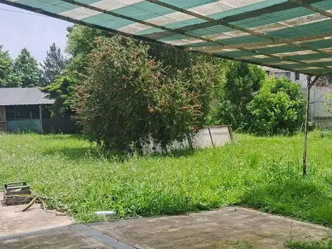Quinta en Venta en Villa Luzuriaga, USD 185.000