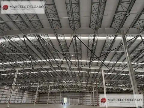 Galpon en Venta 77  mts Frente