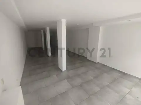 Santa Rosa 1000, Piso PB
