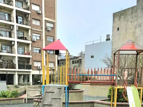 Departamento 4 ambientes con 2 baños