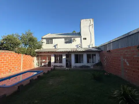 CASA EN VENTA - ZARATE