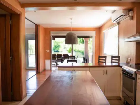 Casa Alq anual a la laguna San Isidro Labrador