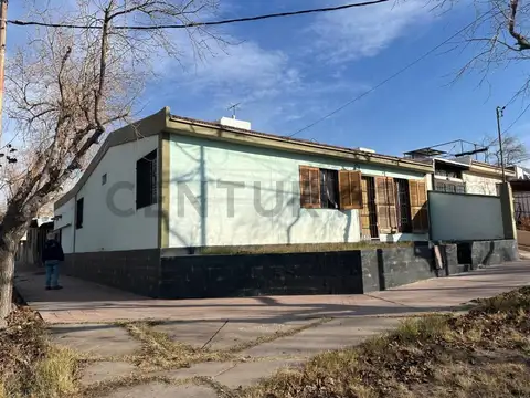 CASA EN ALQUILER - LAS HERAS
