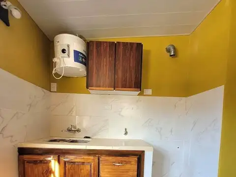 Depto Tipo Casa en Alquiler en Villa Dominico, $ 450.000