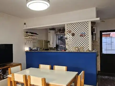 Depto Tipo Casa en Venta de 3 ambientes