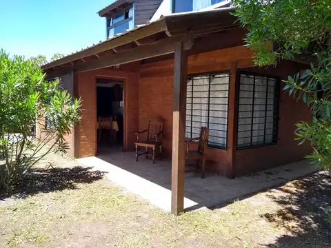 Quinta en venta - 4 Dormitorios 2 Baños - Mar del Sur