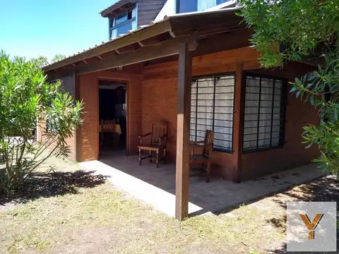 Quinta en venta - 4 Dormitorios 2 Baños - Mar del Sur