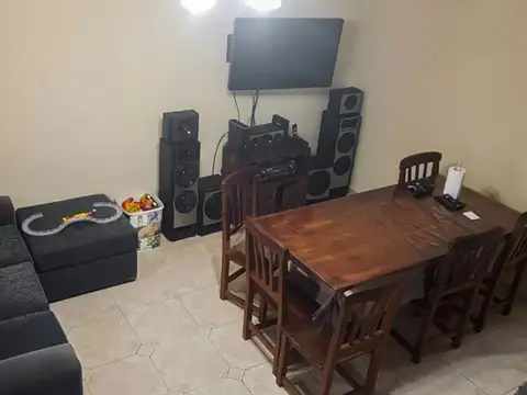 Depto Tipo Casa en Venta de 3 ambientes