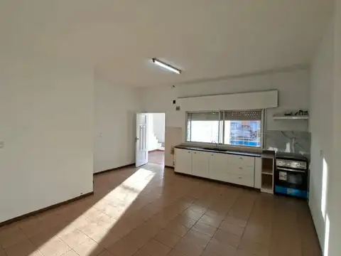 Depto Tipo Casa en Alquiler de 3 dormitorios