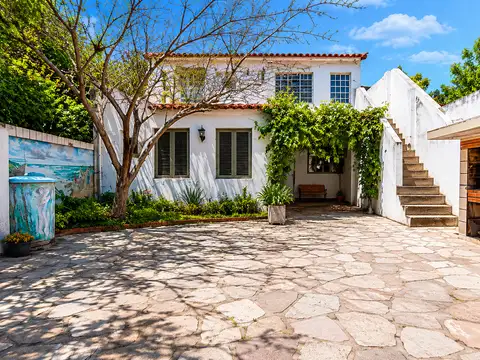 Casa en Venta en San Antonio de Padua, USD 130.000