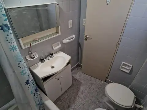 Departamento en Alquiler en Villa del Parque, $ 490.000