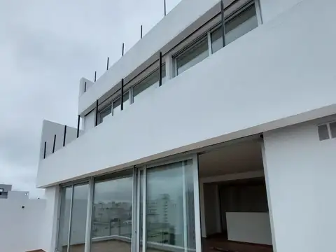 Departamento 3 ambientes con 4 baños
