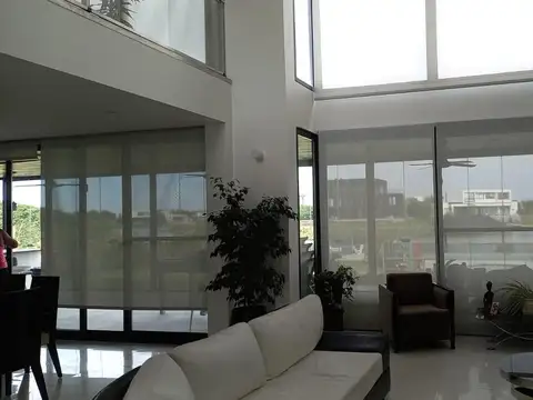 IMPORTANTE CASA  EN ALQUILER AMOBLADA EN MUELLES - PUERTOS