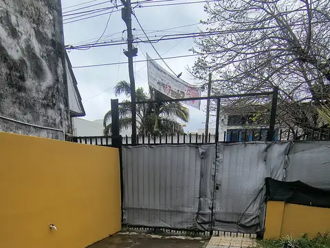 Depto Tipo Casa en Alquiler en Ciudadela, $ 700.000