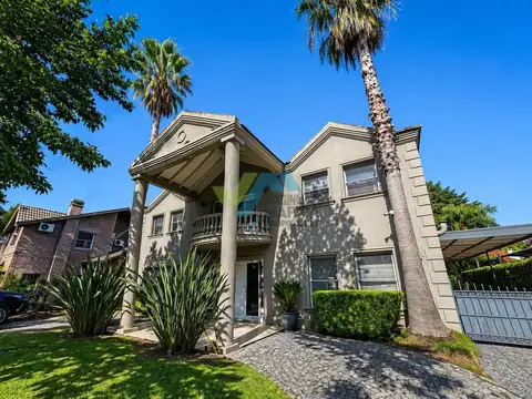 Venta de chalet en dos plantas con pileta - Haras del Pilar El Establo