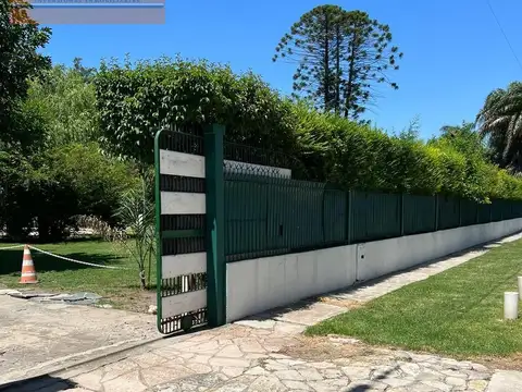 Casa 2 ambientes con 2 baños