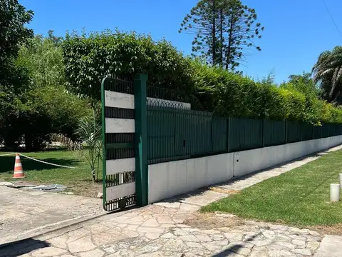 Casa 2 ambientes con 2 baños