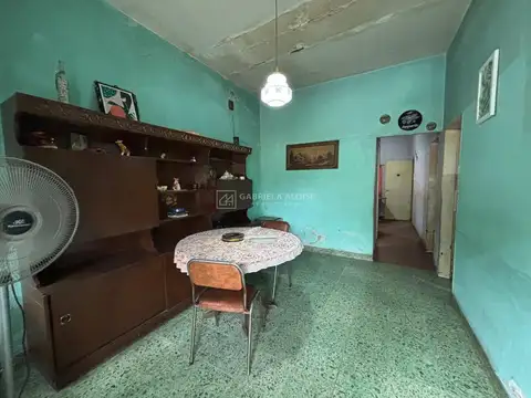 Casa 3 ambientes con 1 baño