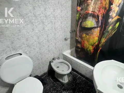 Casa y Local en venta, Los Hornos