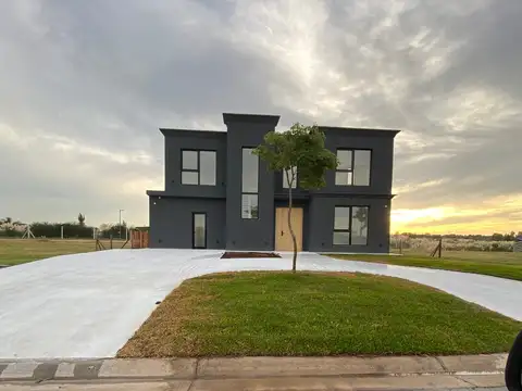 Casa en alquiler temporal en Puertos - Riberas