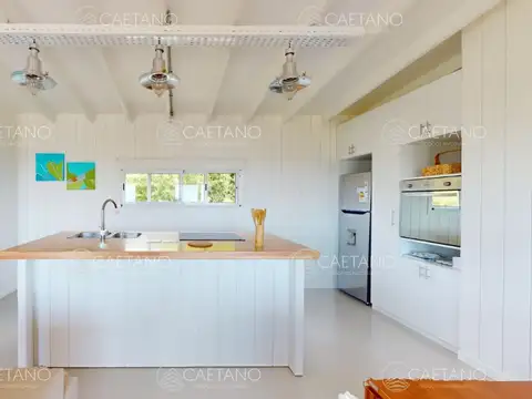 Venta espectacular casa en Manantiales - 2 dormitorios