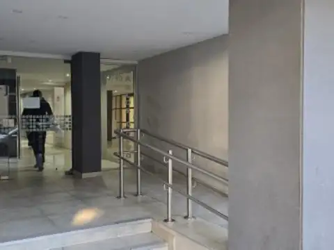 CARLOS CALVO 2100