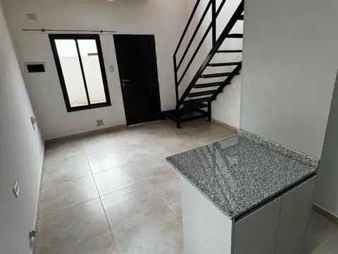 Se alquila casa duplex 1 dormi en Monte Vera