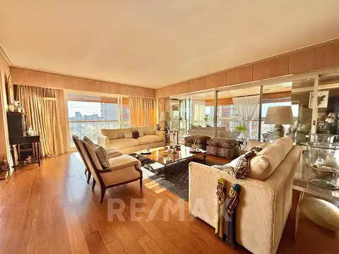 Departamento en Venta de 6 ambientes