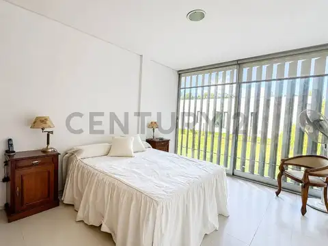 Casa 6 ambientes con 6 baños