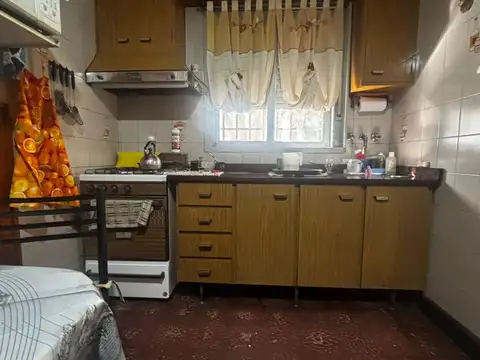 VENTA - CASA 2 DORMITORIOS CON TERRAZA - BARRIO BELGRANO