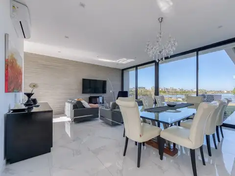Casa 7 ambientes con 4 baños