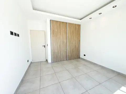 Casa en Alquiler en Pilar, USD 1.300