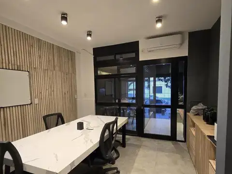 Oficina en Venta en La Lucila-Vias/Maipu, USD 90.000