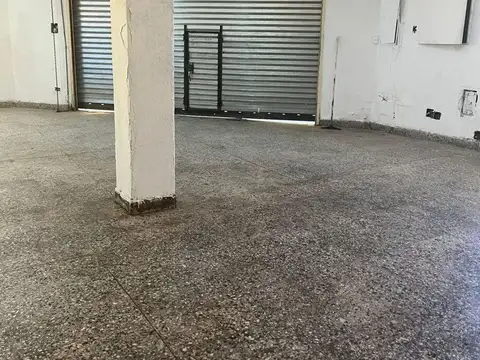 Local en Venta 45 años