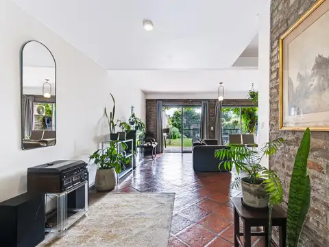 Depto Tipo Casa en Venta de 5 ambientes