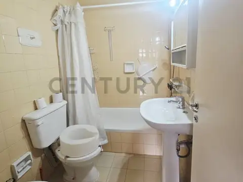 Departamento 5 ambientes con 1 baño