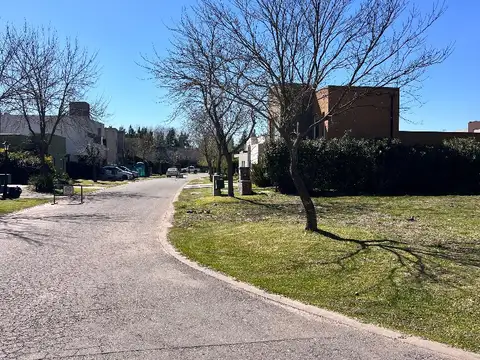 Terreno en Venta en La Cañada de Pilar - Los Robles, USD 75.000