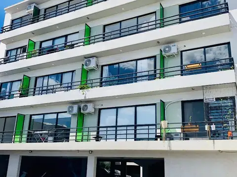 exc depto de 2 amb  c/ balcón y c/ coch cub  impecable