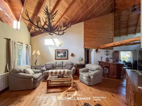 Casa en Venta con 1 cochera