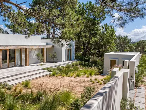Casa en Venta en Maldonado, USD 2.300.000