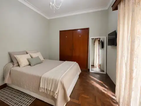 Venta Dos Casas en Block con Gran Fondo – Lanús Este