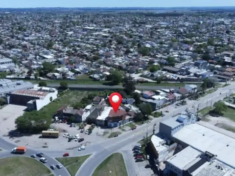 Avenida Libertad esq Avenida Champagnat