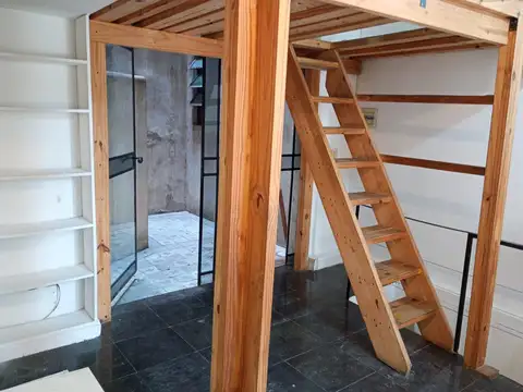 Local en Venta 80 años