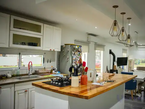 Casa en  Barrio Privado Alvarez del Bosque Planta Baja con Pileta