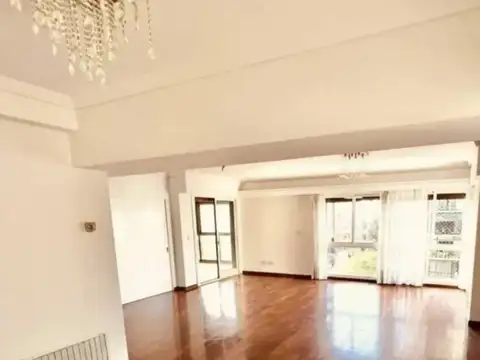 Departamento en Alquiler de 4 dormitorios