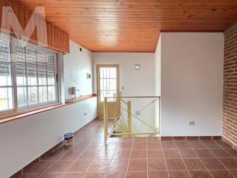 Departamento en Alquiler en Los Hornos, $ 470.000
