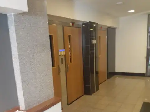 Laprida 1000, Piso 6