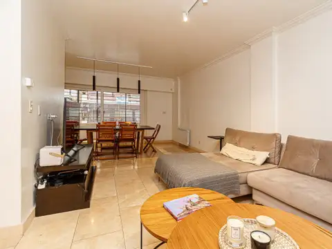 Doctor Norberto Quirno Costa 1200, Piso 1