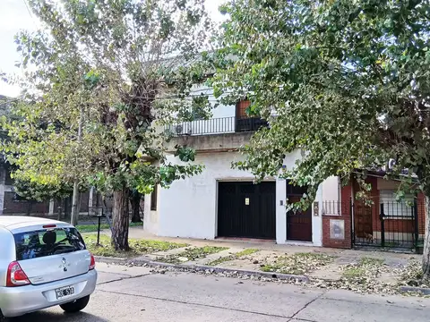 Depto Tipo Casa en Venta de 4 dormitorios